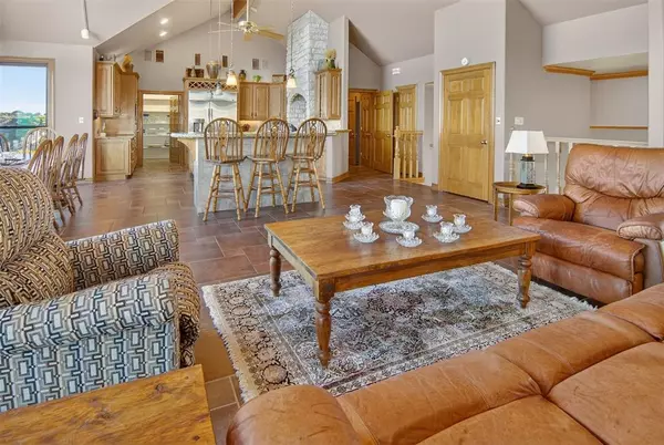 Graford, TX 76449,200 Oyster Bay