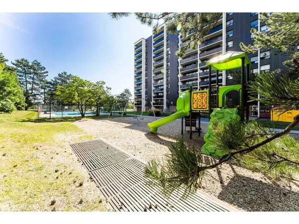 Toronto E09, ON M1C 3A1,750 Morningside AVE #610