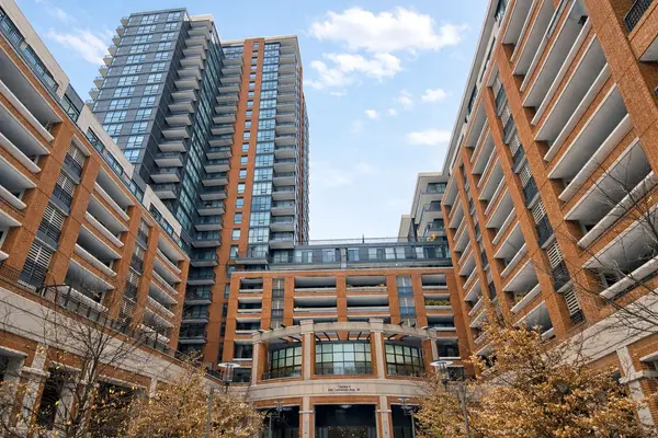 830 Lawrence AVE W #523, Toronto W04, ON M6A 0B6