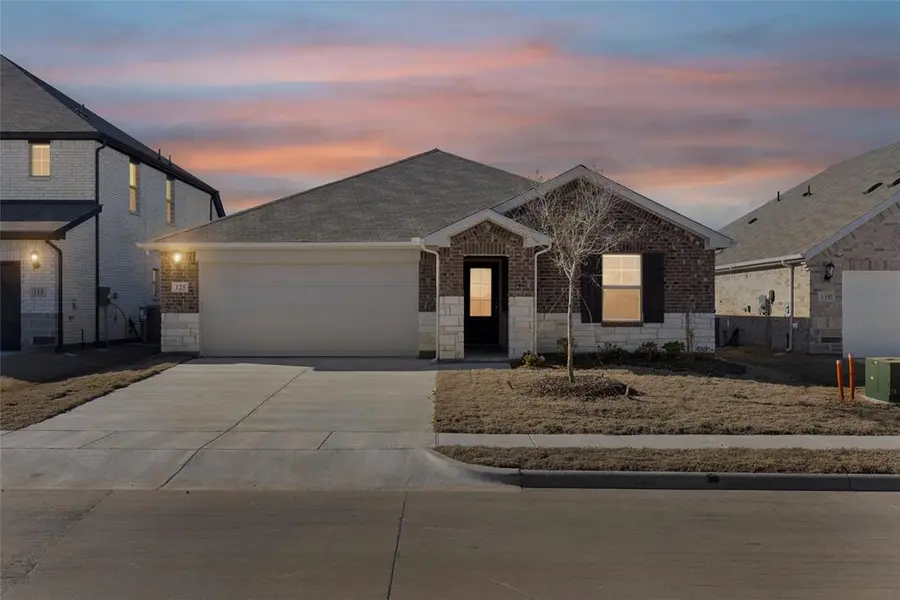 125 Lost Creek Trail, Greenville, TX 75402