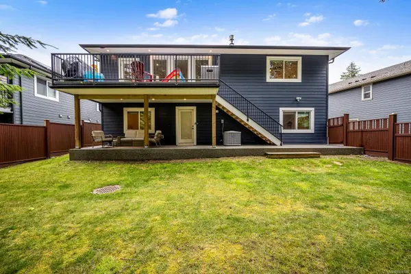 Comox, BC V9M 0B9,2451 Dakota Pl