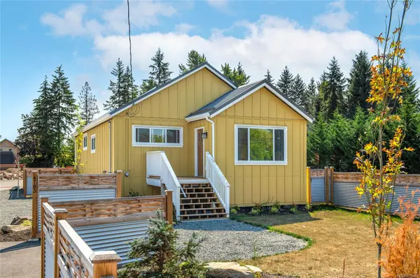 4703 Cumberland Rd #SL3,  Cumberland,  BC V0R 1S0