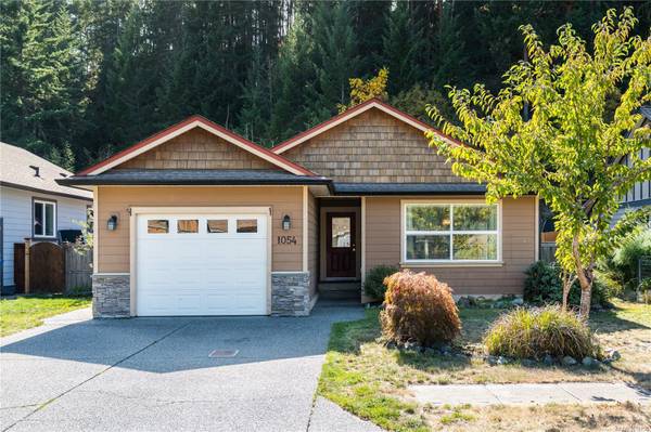 1054 Fitzgerald Rd,  Shawnigan Lake,  BC V0R 2W3
