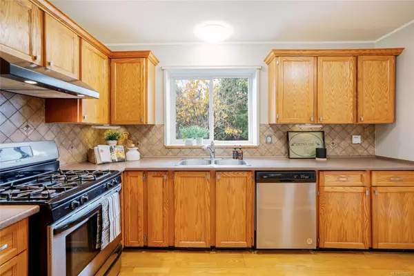 Nanaimo, BC V9T 4W5,3461 Planta Rd