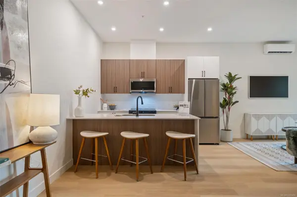 Langford, BC V9B 7C7,2770 Winster Rd #506