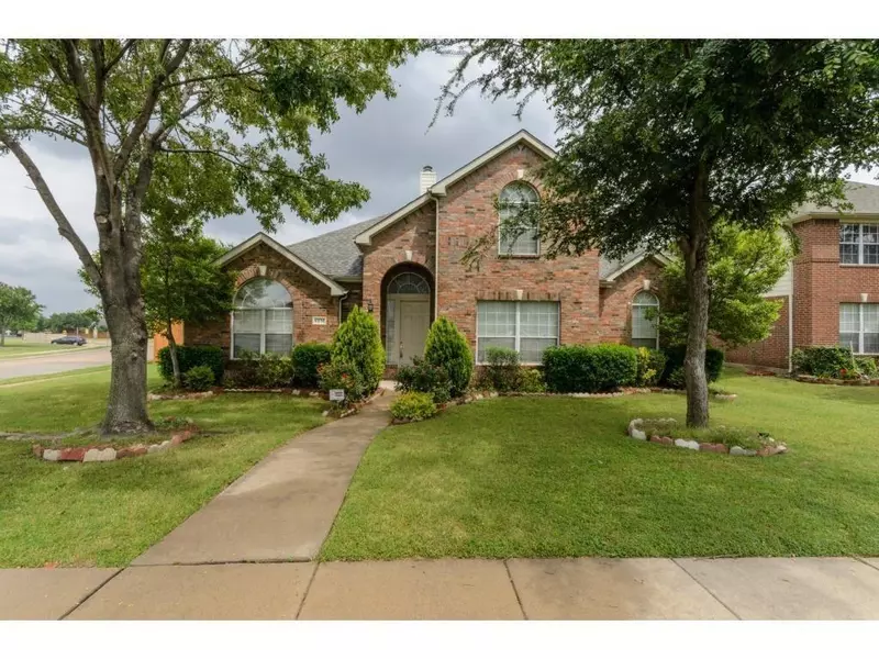 8316 Fountain Springs Drive, Plano, TX 75025