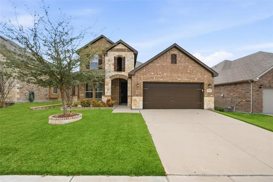 5649 Salt Springs Drive, Fort Worth, TX 76179