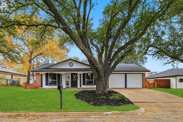 Hurst, TX 76053,1429 Foothill Drive