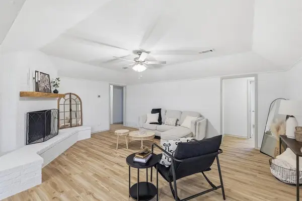 Hurst, TX 76053,1429 Foothill Drive