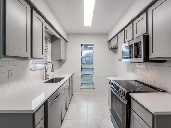 Carrollton, TX 75007,2035 Avignon Drive