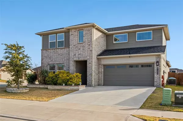 Fort Worth, TX 76131,9352 Herringbone Drive