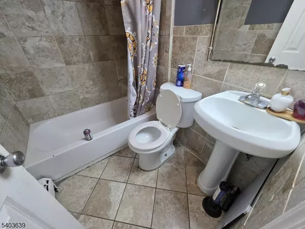 Paterson City, NJ 07501,32 Elm St