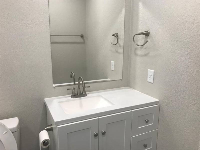 1924 Oak Hill Circle, Dallas, TX 75217