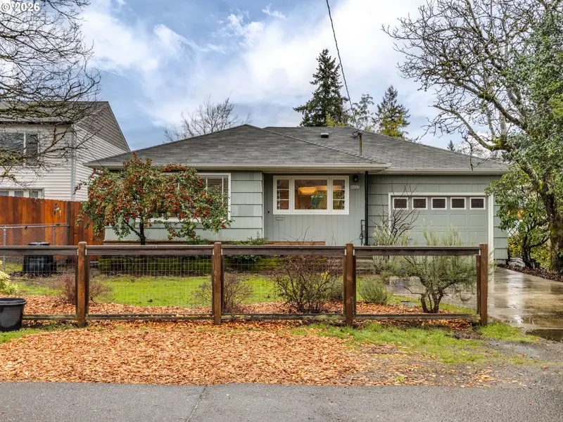 8022 SE 60TH AVE, Portland, OR 97206