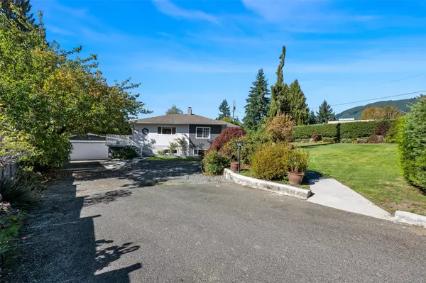 Lake Cowichan, BC V0R 2G0,28 Cottonwood St