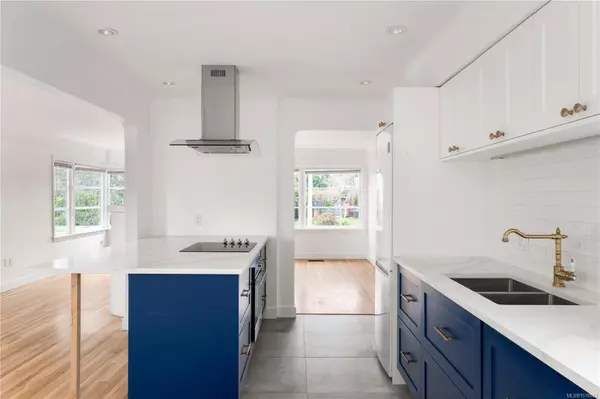 Esquimalt, BC V9A 5P4,1170 Munro St