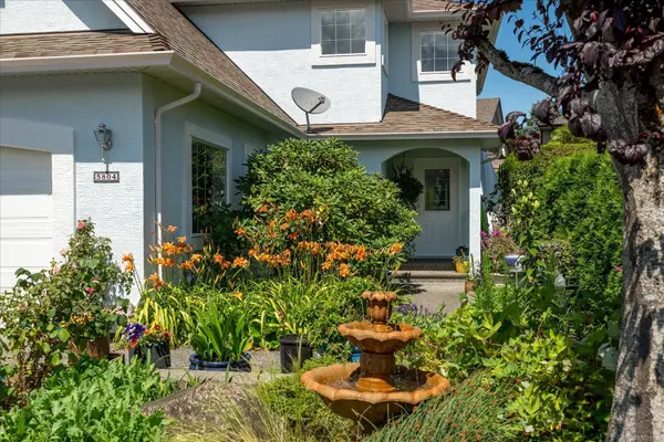 Nanaimo, BC V9T 6H9,5804 Quarry Cres