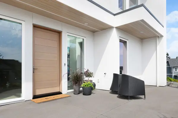 Nanaimo, BC V9T 0K8,156 Golden Oaks Cres