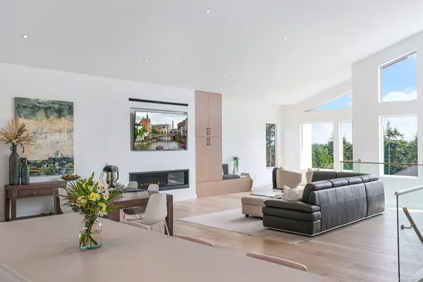 Nanaimo, BC V9T 0K8,156 Golden Oaks Cres