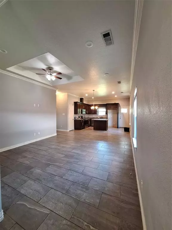 Dallas, TX 75212,4107 Canada Drive