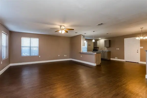 Mansfield, TX 76063,624 Fort Worth Street