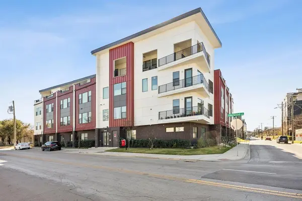 Dallas, TX 75215,1901 S Harwood Street #107