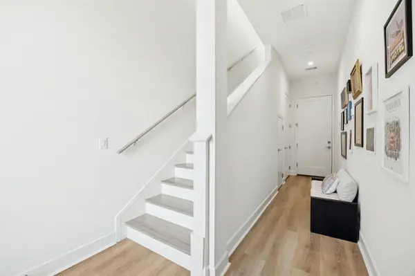 Dallas, TX 75215,1901 S Harwood Street #107