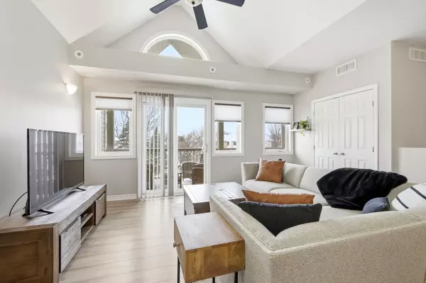 Barrhaven, ON K2G 7G3,175 Waterbridge DR #10