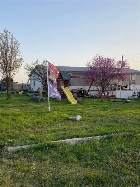 235 Hilltop Trail, New Fairview, TX 76078