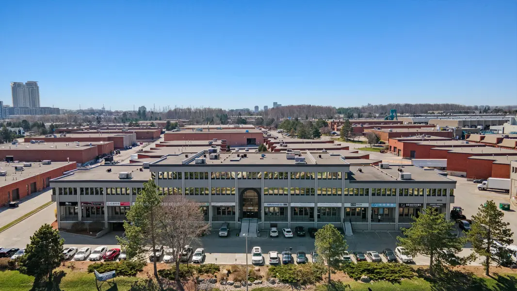 9030 Leslie ST #206, Richmond Hill, ON L4B 1G2