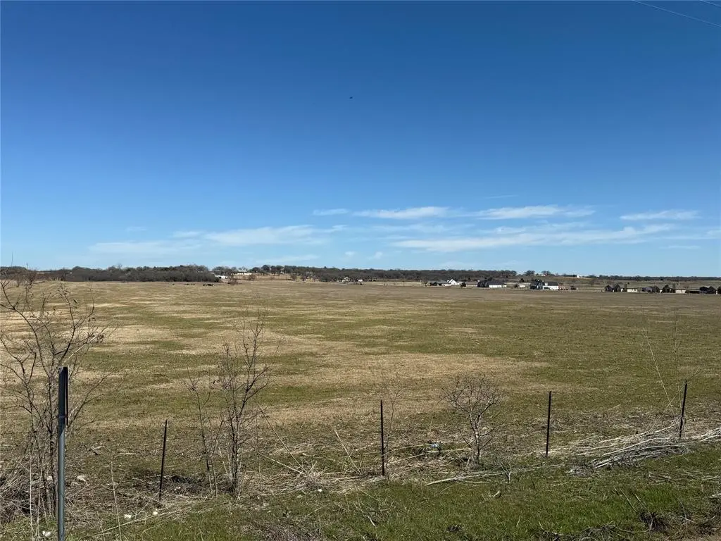 Cleburne, TX 76031,2105 County Road 1104