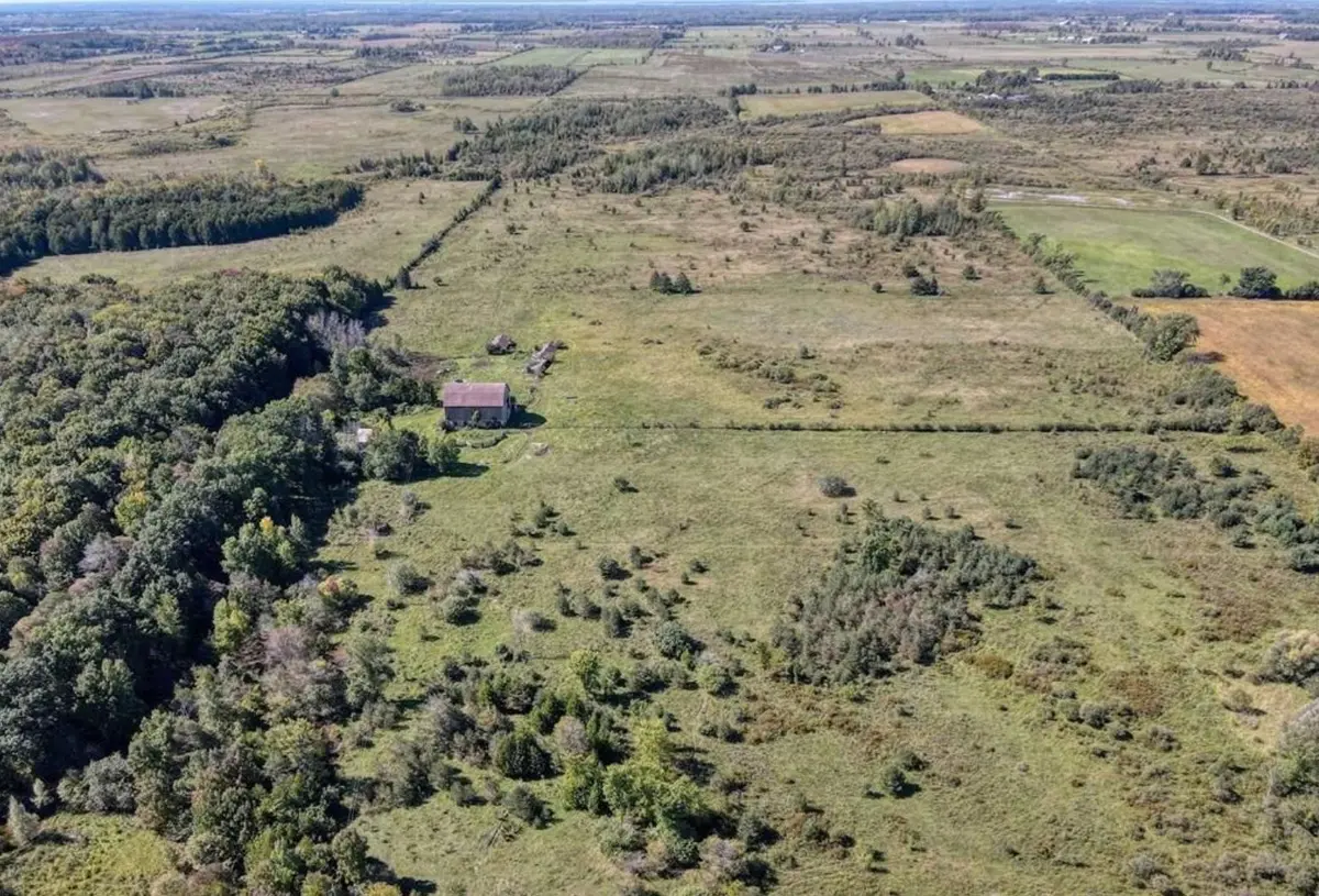 Kawartha Lakes, ON K0M 2T0,1049 Sandringham RD