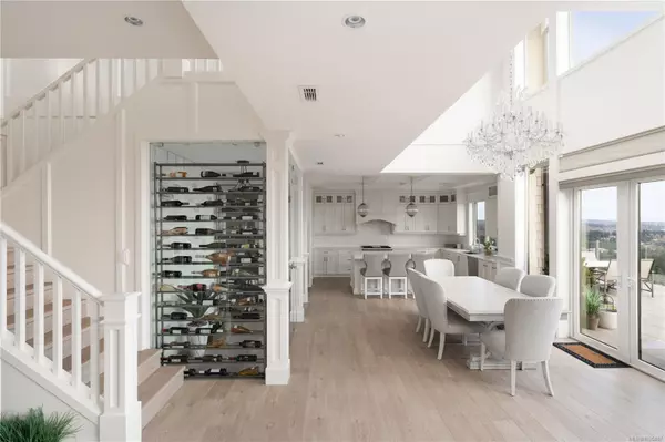 Langford, BC V9B 0A9,2701 Goldstone Hts