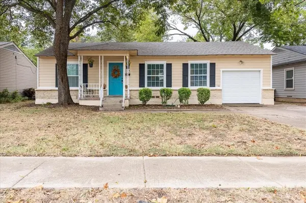 1804 Stewart, Arlington, TX 76013