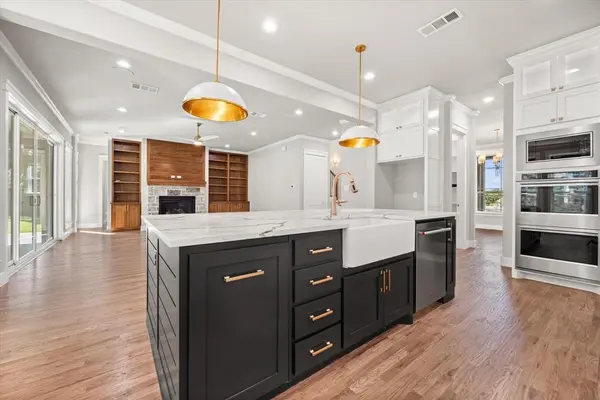 Arlington, TX 76001,7400 Winding Way Drive