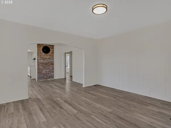 Estacada, OR 97023,18223 S SPRINGWATER RD