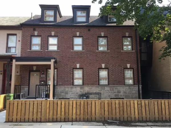 89 Bellwoods AVE #3, Toronto C01, ON M6J 3N4