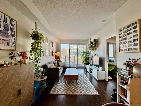 Toronto C08, ON M5A 0B3,260 Sackville ST #706