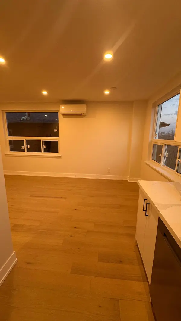 Toronto W02, ON M6H 2H5,1357 Davenport RD #202