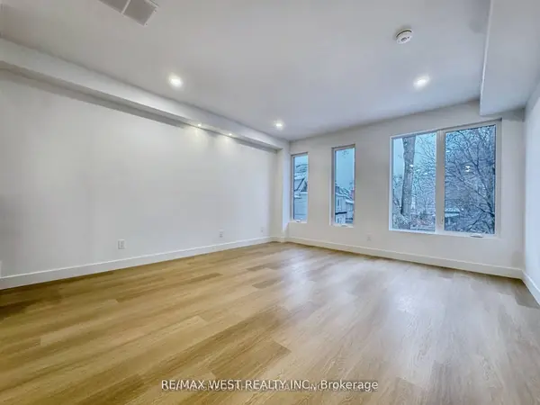 Toronto W01, ON M6S 1C6,49 Morningside AVE