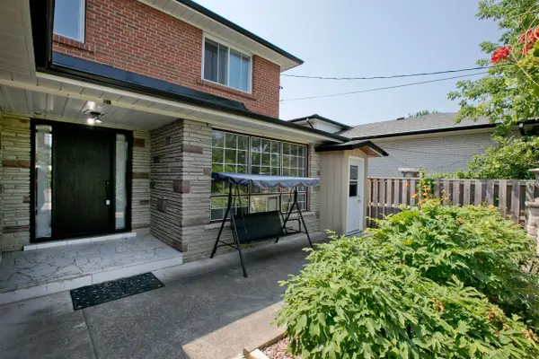 Toronto C15, ON M2J 3R3,157 Pleasant View DR