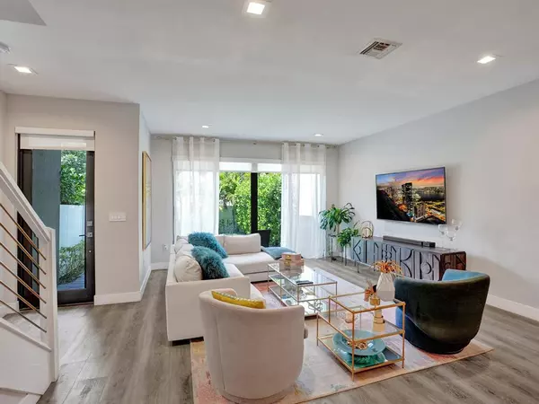 Fort Lauderdale, FL 33315,1604 SW 4th Ave