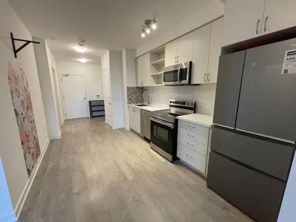 Mississauga, ON L5M 2E3,4677 Glen Erin DR #105