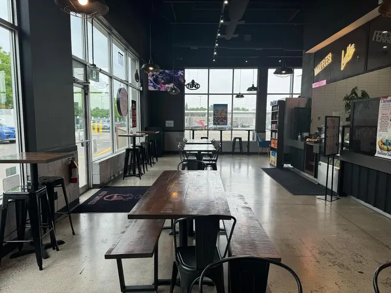 6045 Creditview RD E #F3, Mississauga, ON L5V 2A8