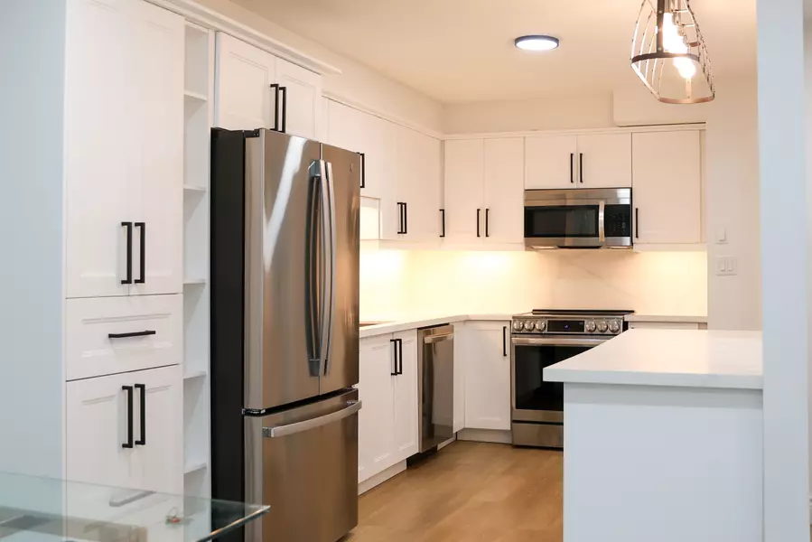 3360 The Credit Woodlands N/A #10, Mississauga, ON L5C 2J8