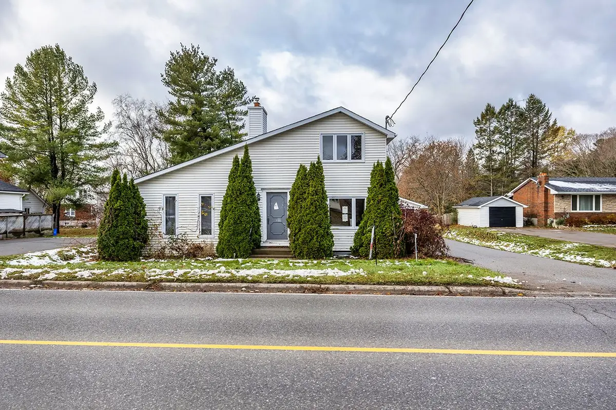 Alnwick/haldimand, ON K0K 2G0,236 Lyle ST N