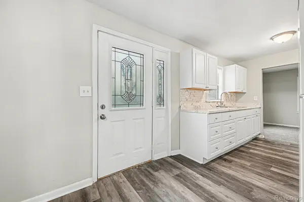 Farmington, MI 48336,22570 Tulane AVE