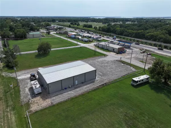 Tioga, TX 76271,403 N Donation Street