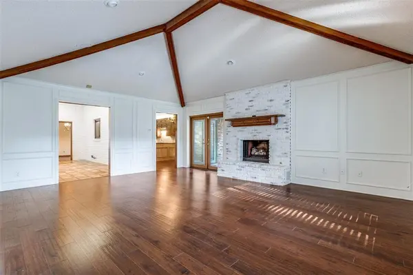 Dallas, TX 75248,16842 Village Lane