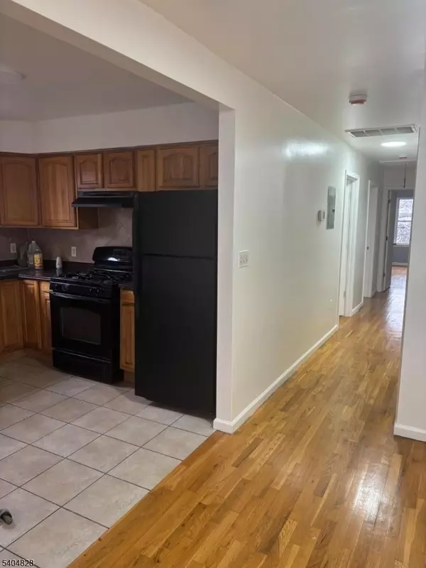 Newark City, NJ 07107,Address not disclosed